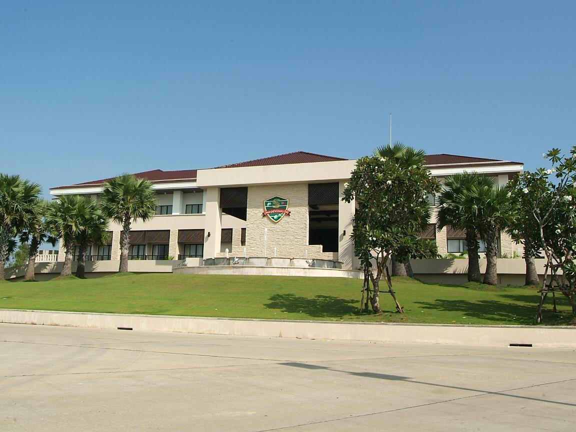 Отель Suwan Golf & Country Club Накхонпатхом Экстерьер фото