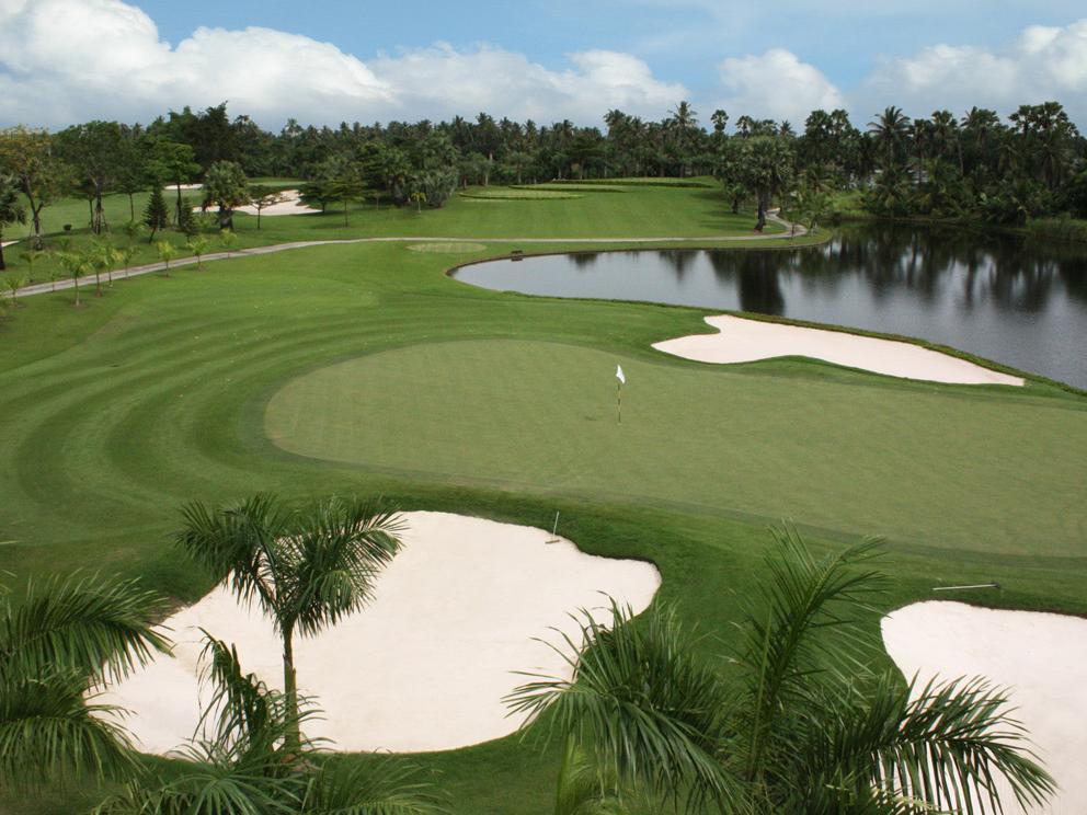 Отель Suwan Golf & Country Club Накхонпатхом Экстерьер фото